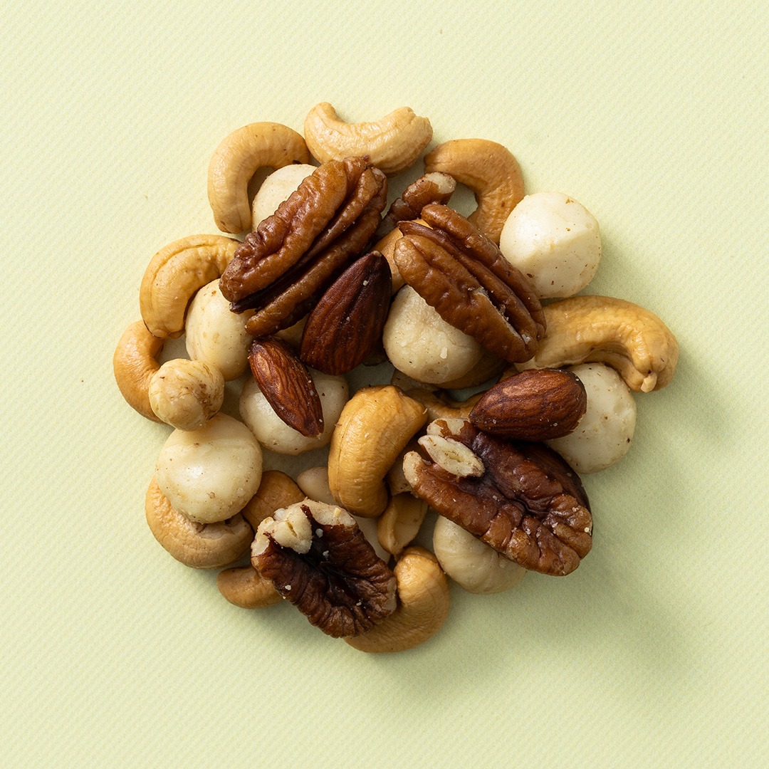 Macadamia mix gebrand ongezouten 6 kg emmer