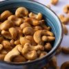Cashewnoten gebrand truffelzout van dichtbij