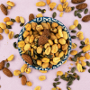 Schaaltje gevuld met pepita mix van noten, pinda’s en pompoenpitten
