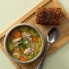 Kippenbouillon met brood