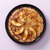 Pannenkoek met appel gemaakt met biologisch volkoren havermeel