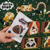 Adventskalender van De Notenshop close up met een geopend vakje