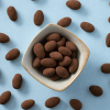 Chocolade amandelen melk / truffel in een schaaltje