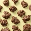 Melkchocolade pindarotsjes met knapperige pinda’s