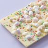 Witte chocolade met mini marshmallows en gekleurd musket