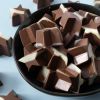 Kerststerren melk in een schaaltje