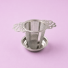 Royal Tea theezeefje op paarse achtergrond