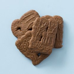 Speculaasjes los over de grond verspreid