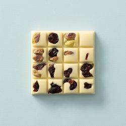 Chocolates For You Choc block wit berries & pistachio 100 gram
