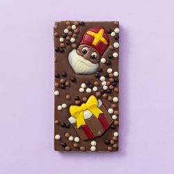 Chocoladereep met melkchocolade voor Sinterklaas en sinterklaascadeau