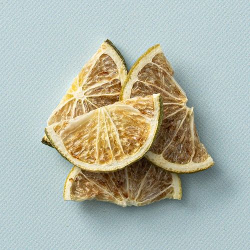 Gevriesdroogde limoen schijfjes Gevriesdroogde limoen schijfjes