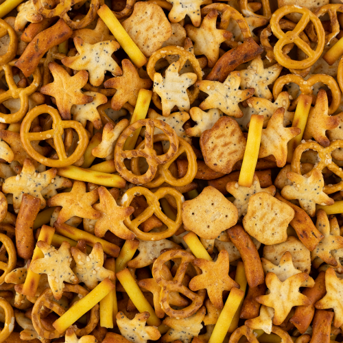 Cocktail snack mix