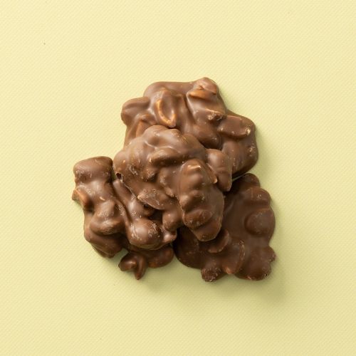 Chocolates For You Pindarotsjes melk 300 gram Chocolates For You Pindarotsjes melk 300 gram