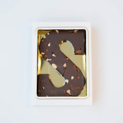 Chocoladeletter s puur noten