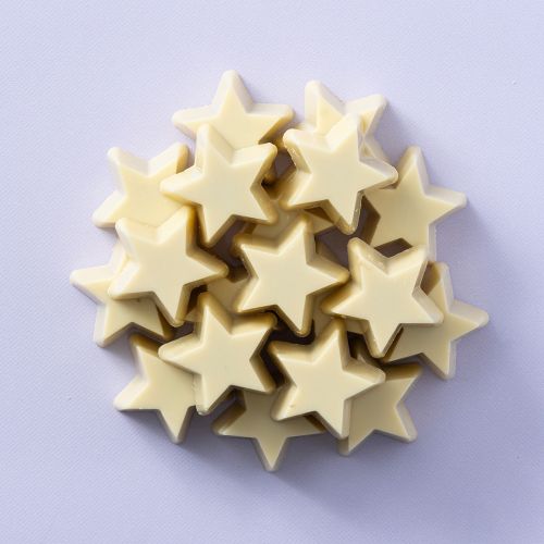 Kerststerren wit opgestapeld