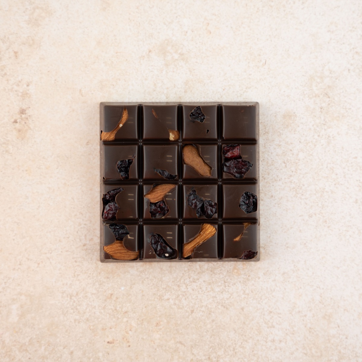 Chocolates For You Choc block puur nuts & berries (100 gram)