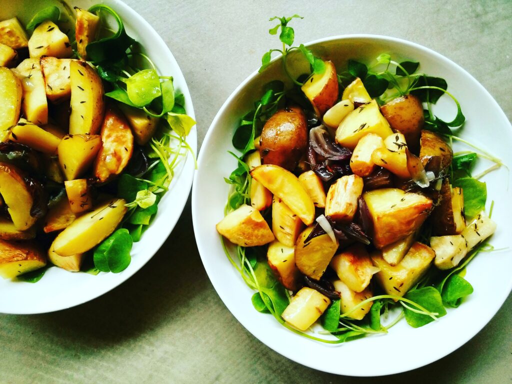 Aardappelsalade met pastinaak en tijm