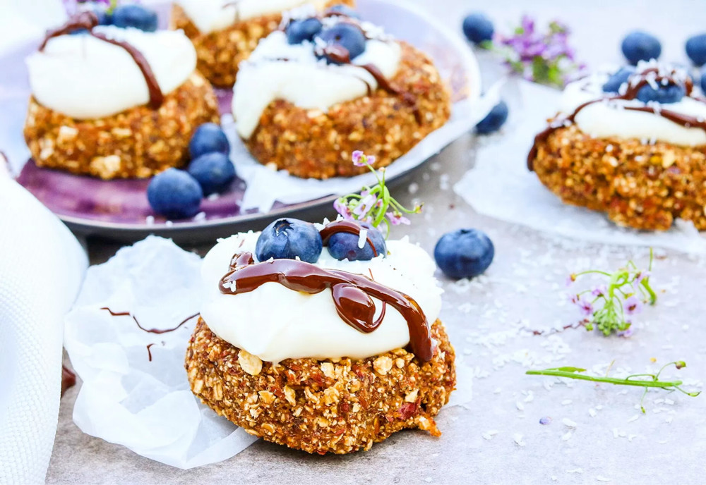 Gezonde ontbijttaartjes met gedroogde vijgen of dadels