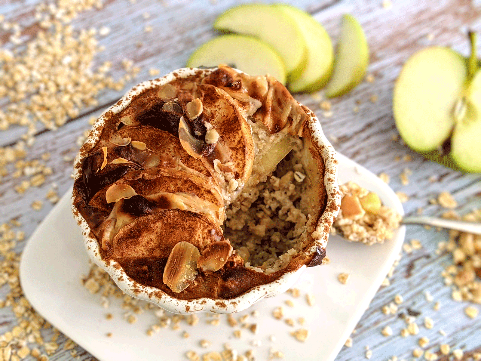 Apple pie baked oats