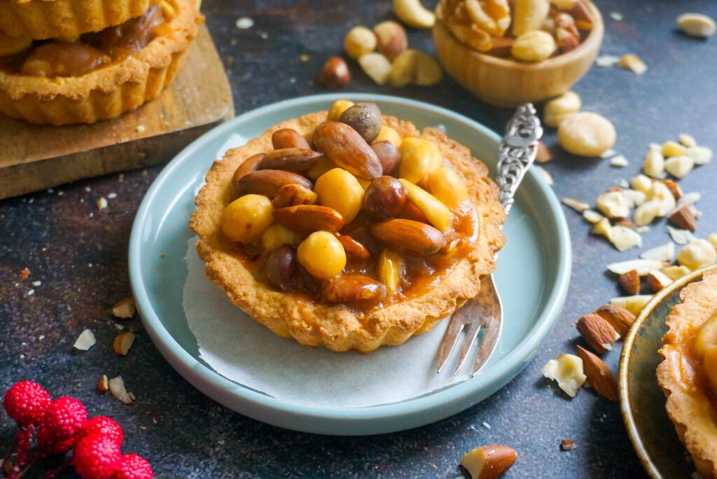 Glutenvrije tartelettes met noten en karamel