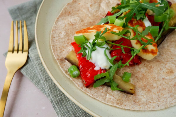 Wraps met halloumi en geroosterde groenten