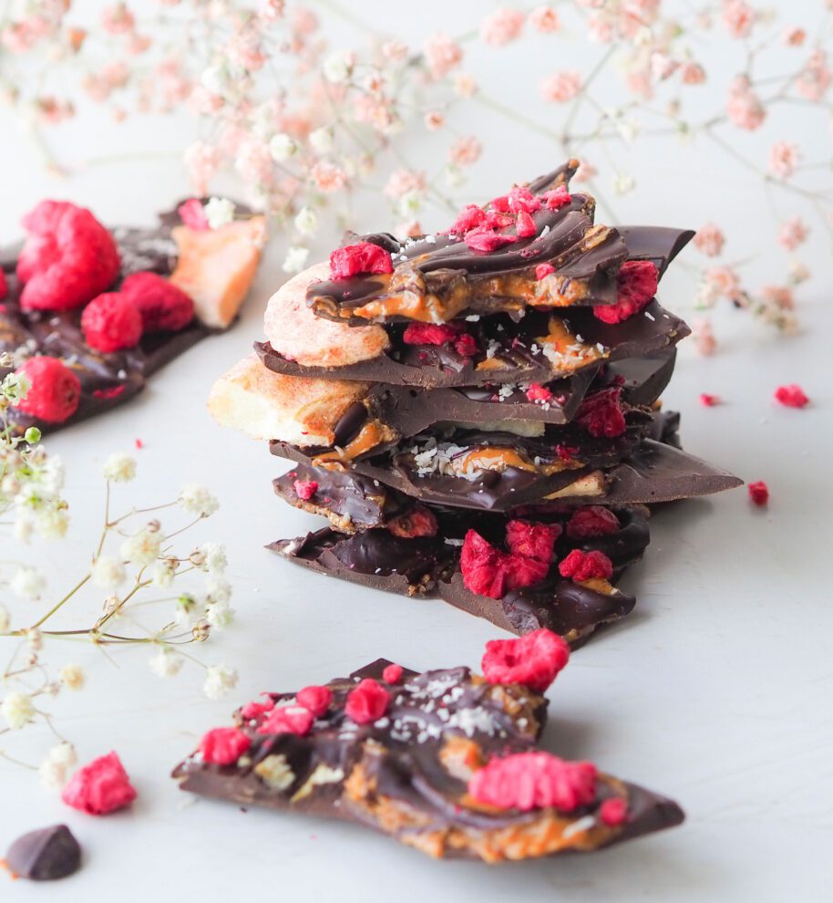 Chocolate peanut butter bark