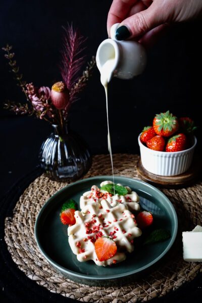 Keto aardbeien wafels met witte chocolade