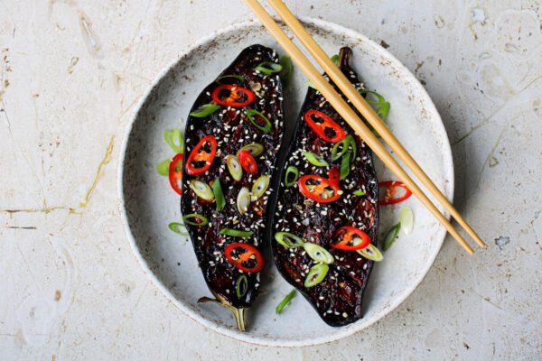 Pittige miso aubergine uit de oven