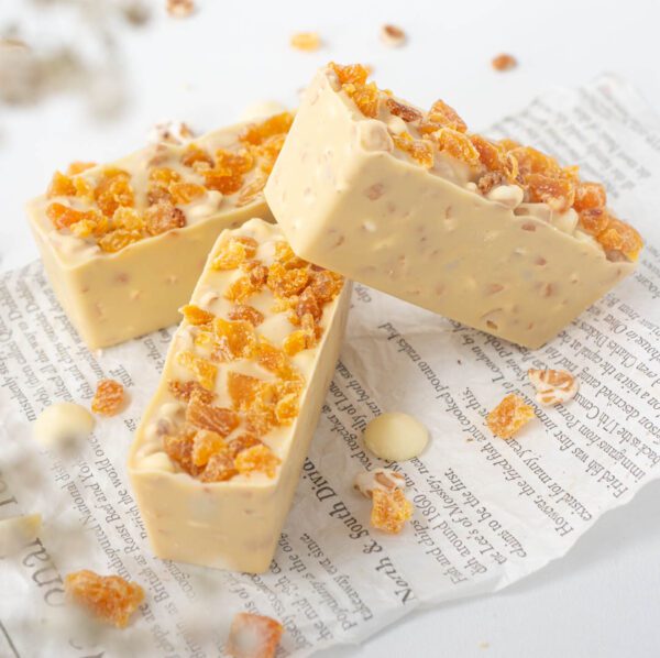 Witte chocolade pistache bars