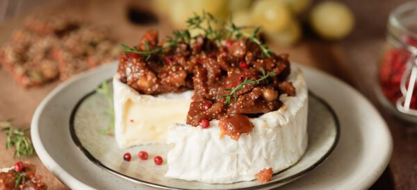 Vijgenjam met honing, walnoten en een kruidige twist