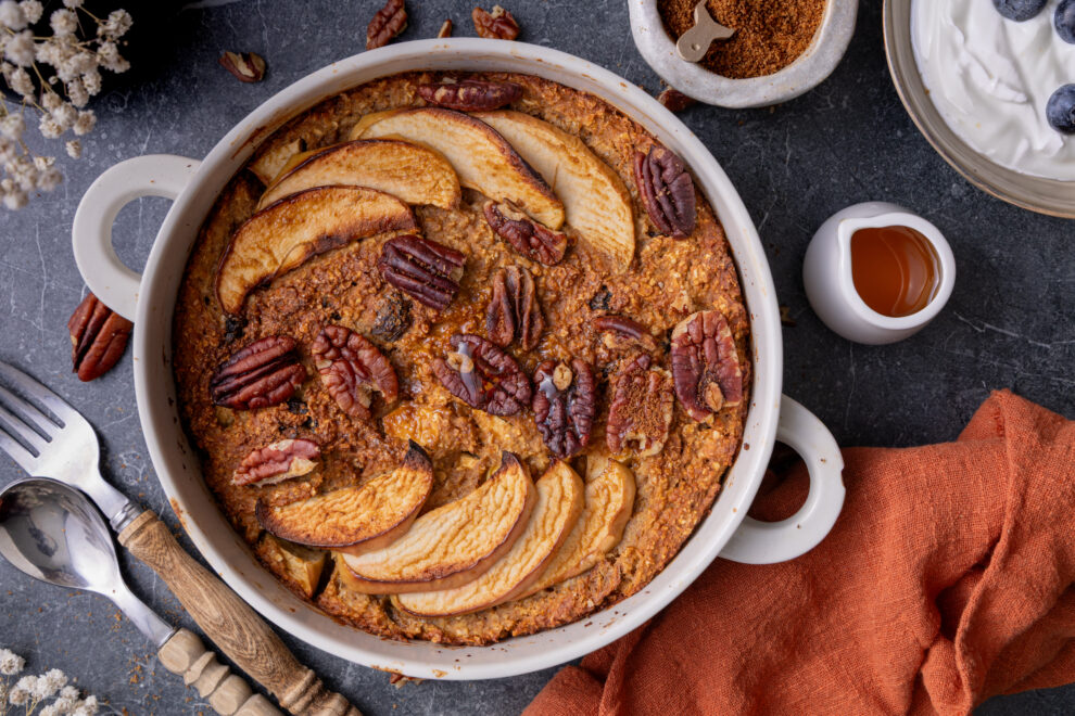 Pumpkin apple baked oats