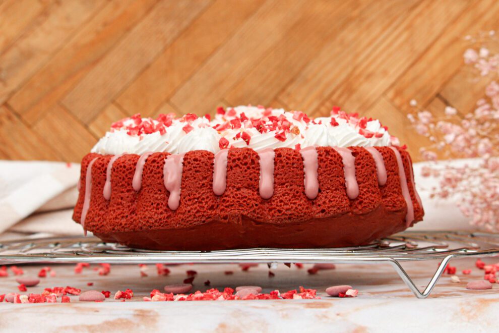 Red velvet 'tulband' met marshmallow botercrème