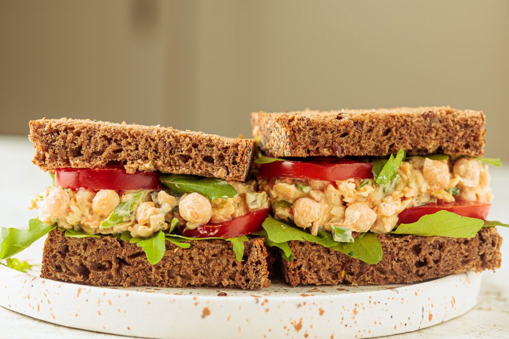 Kikkererwtensalade (als “tonijn- of eiersalade” stijl)