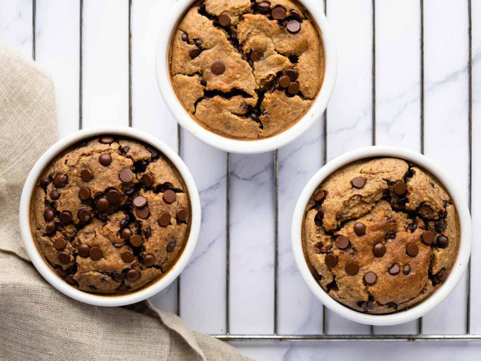 Chocolate chip baked oats