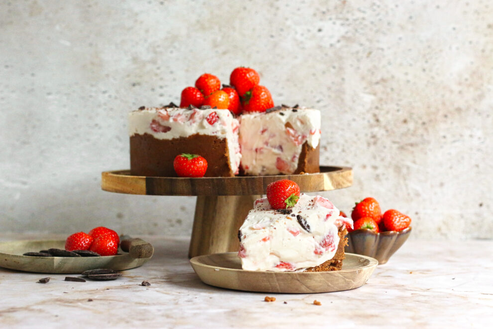 Suikervrije romige aardbeien cheesecake