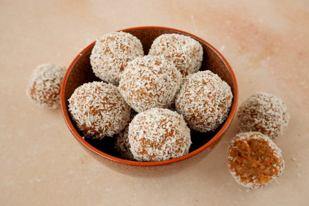 Wortelcake energy bites