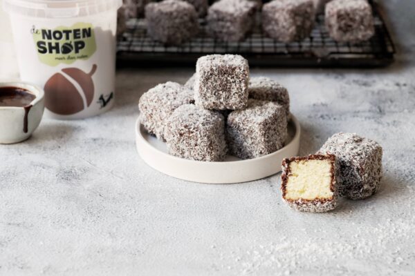 Lamingtons Lamingtons