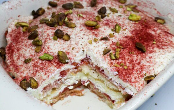 Aardbeien tiramisu met pistache Aardbeien tiramisu met pistache